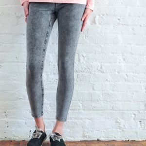 IVORY ELLA acid wash LEGGINGS
